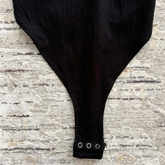 CLOSING SALE! 
Free People Pippa V-Wire Bodysuit - Picture 6 of 9